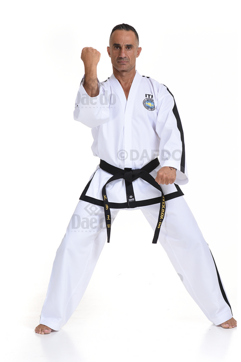 ITF APPROVED DOBOK INTERNATIONAL INSTRUCTOR & MASTER (RALLADO)