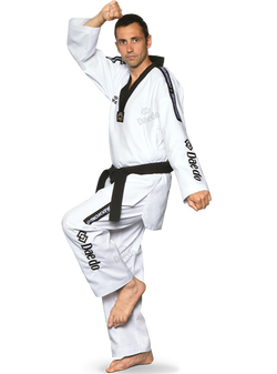 DOBOK MASTER TAEKWONDO