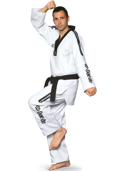 DOBOK MASTER TAEKWONDO